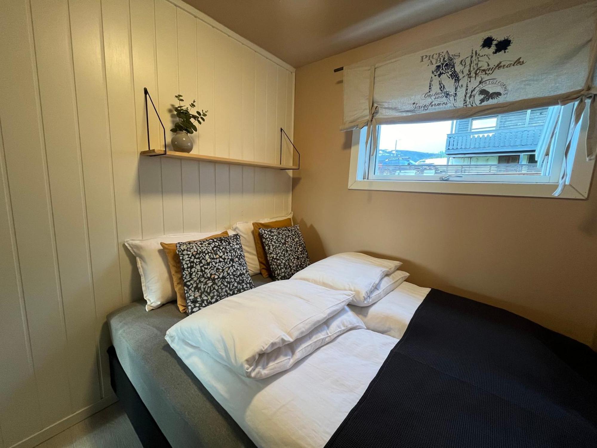 Five Apartments - Boutique Tromsø Exteriör bild